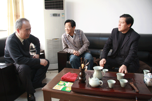 濰坊市工商聯(lián)企業(yè)發(fā)展促進(jìn)商會(huì)領(lǐng)導(dǎo)到我司檢查指導(dǎo)工作